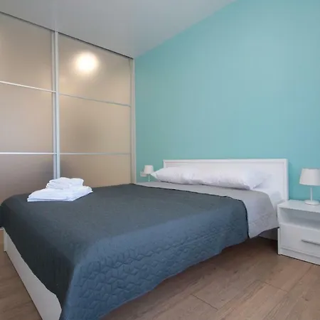 Apartment Center Vip New Building *