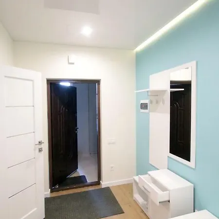 Center Vip New Building Апартаменти