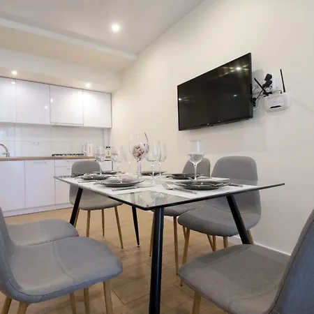 Apartment Center Vip New Building Lviv