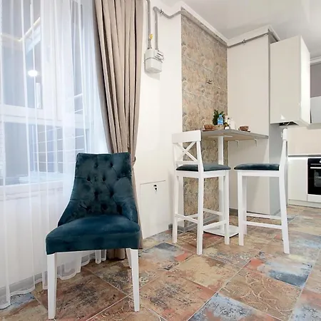 Center Vip New Building Апартаменти *